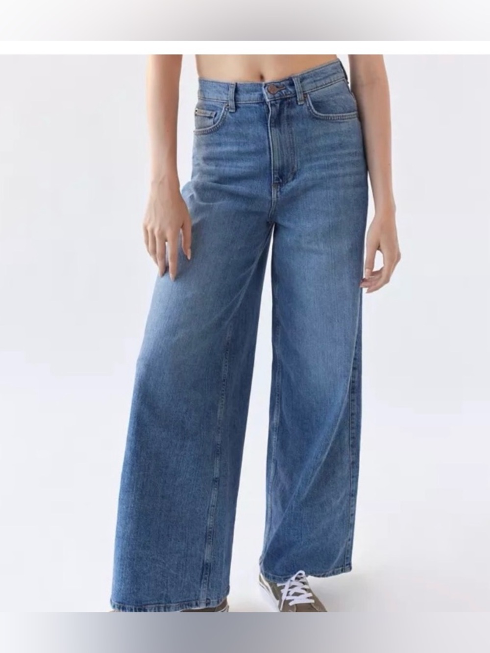 UO BDG Wide Leg Jeans size